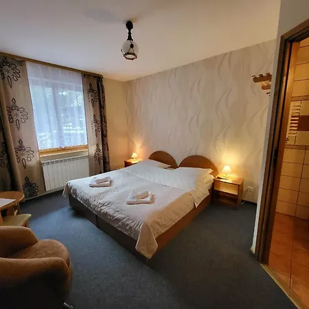 U Tomali בוקוווינה טטז'אנסקה