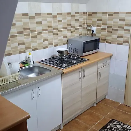 U Tomali * בוקוווינה טטז'אנסקה